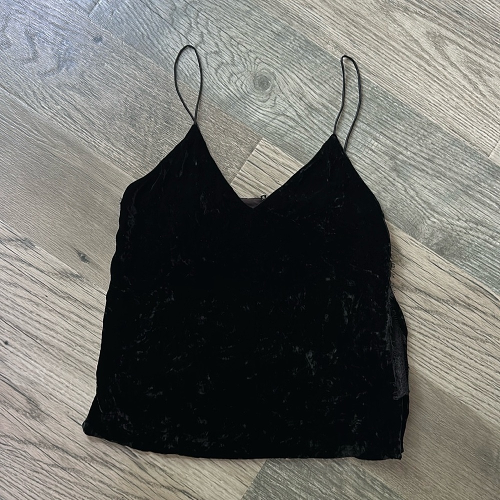 Alice‎ + Olivia black spaghetti strap black velvet tank women’s small